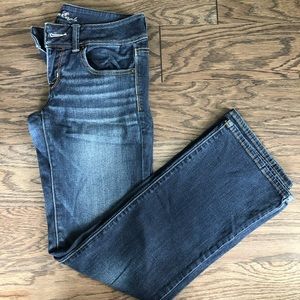 AE | Medium Wash Slim Boot Cut Jeans | sz 6